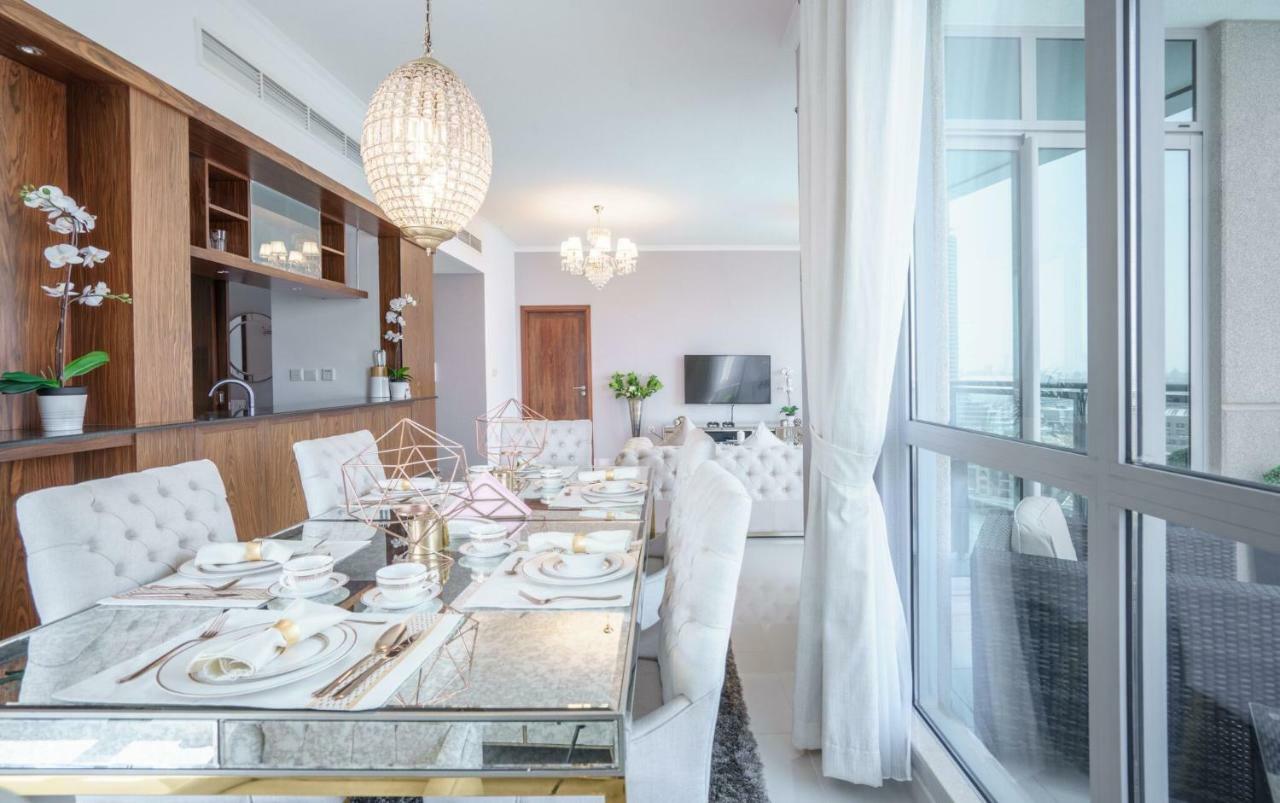 Elite Royal Apartment - Full Burj Khalifa & Fountain View - Premier - 2 Bedrooms & 1 Open Bedroom Without Partition Dubai Exteriör bild