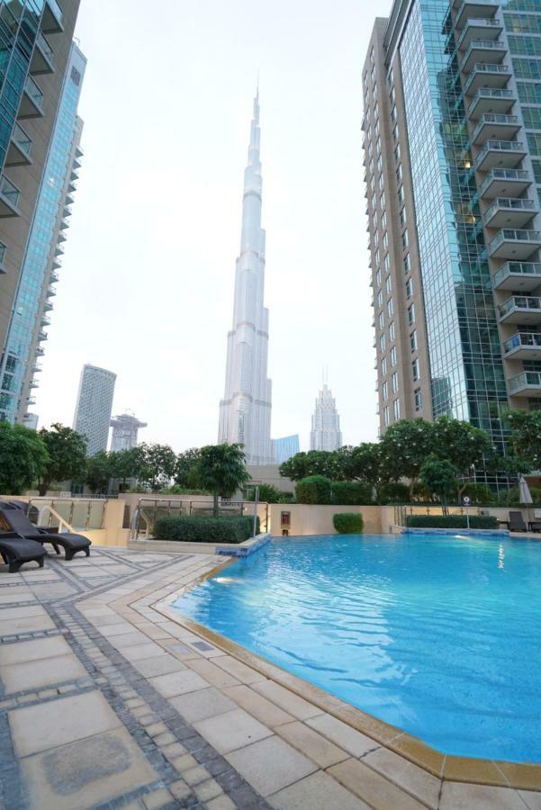 Elite Royal Apartment - Full Burj Khalifa & Fountain View - Premier - 2 Bedrooms & 1 Open Bedroom Without Partition Dubai Exteriör bild
